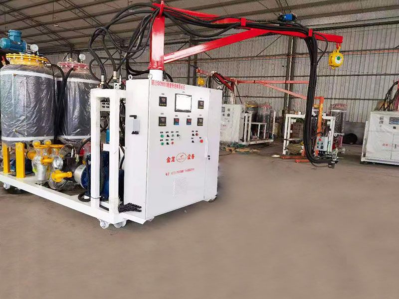 高壓發(fā)泡機(jī)